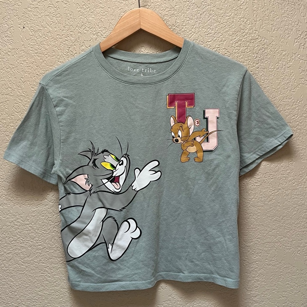 Love & Tribe Women’s Tom and Jerry Cropped T-Shirt Size Small